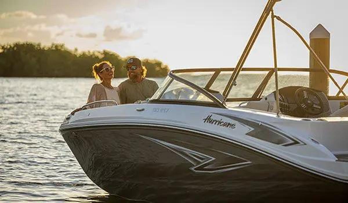 SunDeck 217 Outboard