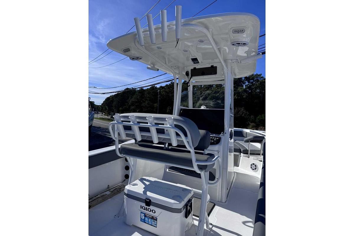 2025 NauticStar 242 Offshore