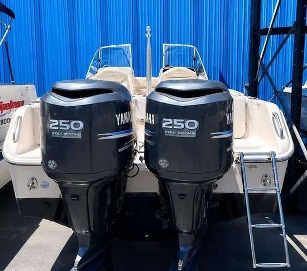 Used 2008 Grady white 275 Tournament Twin Yamaha F250