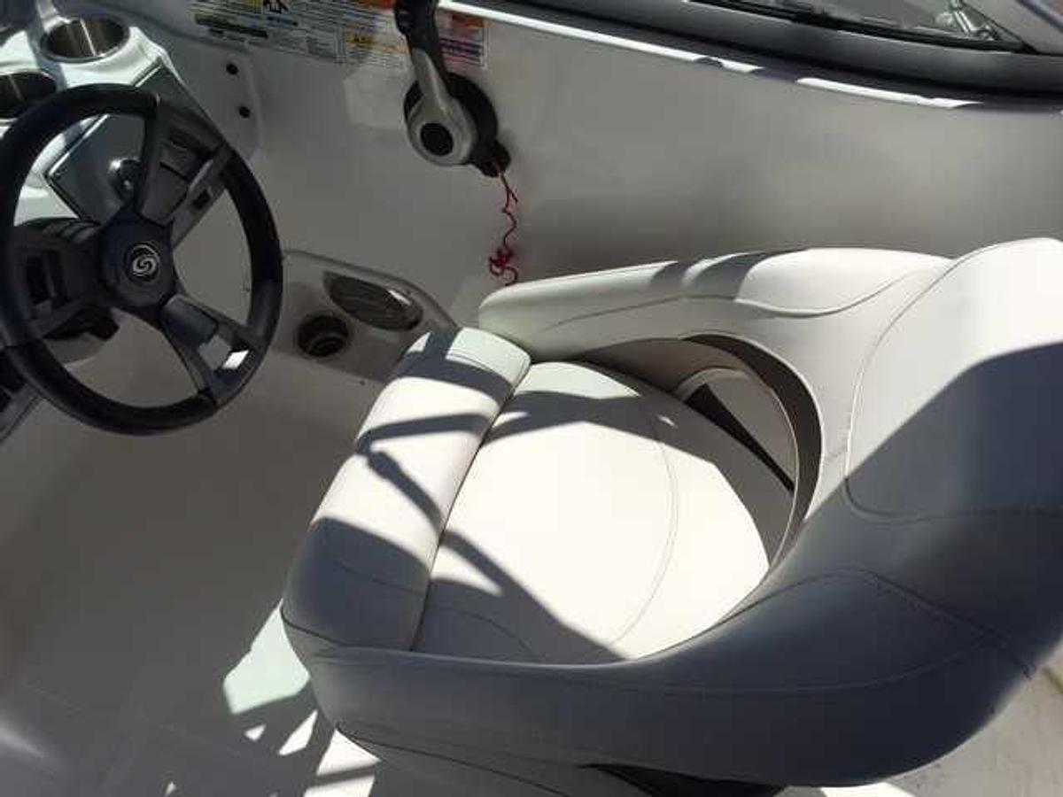 Used 2015 Hurricane SD 2000 OB