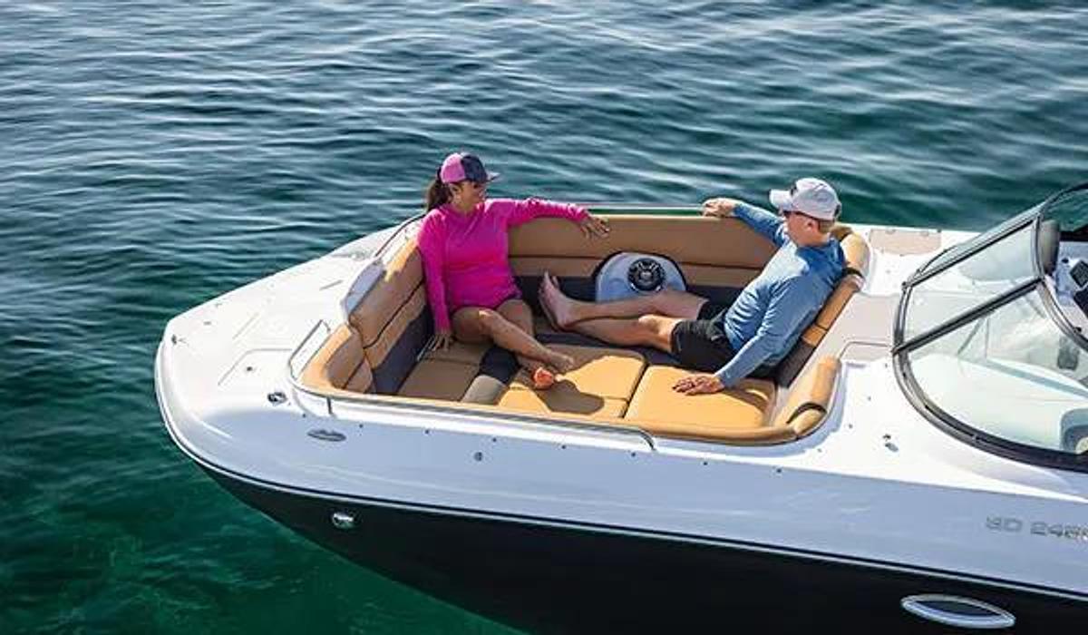 SunDeck 2486 Outboard