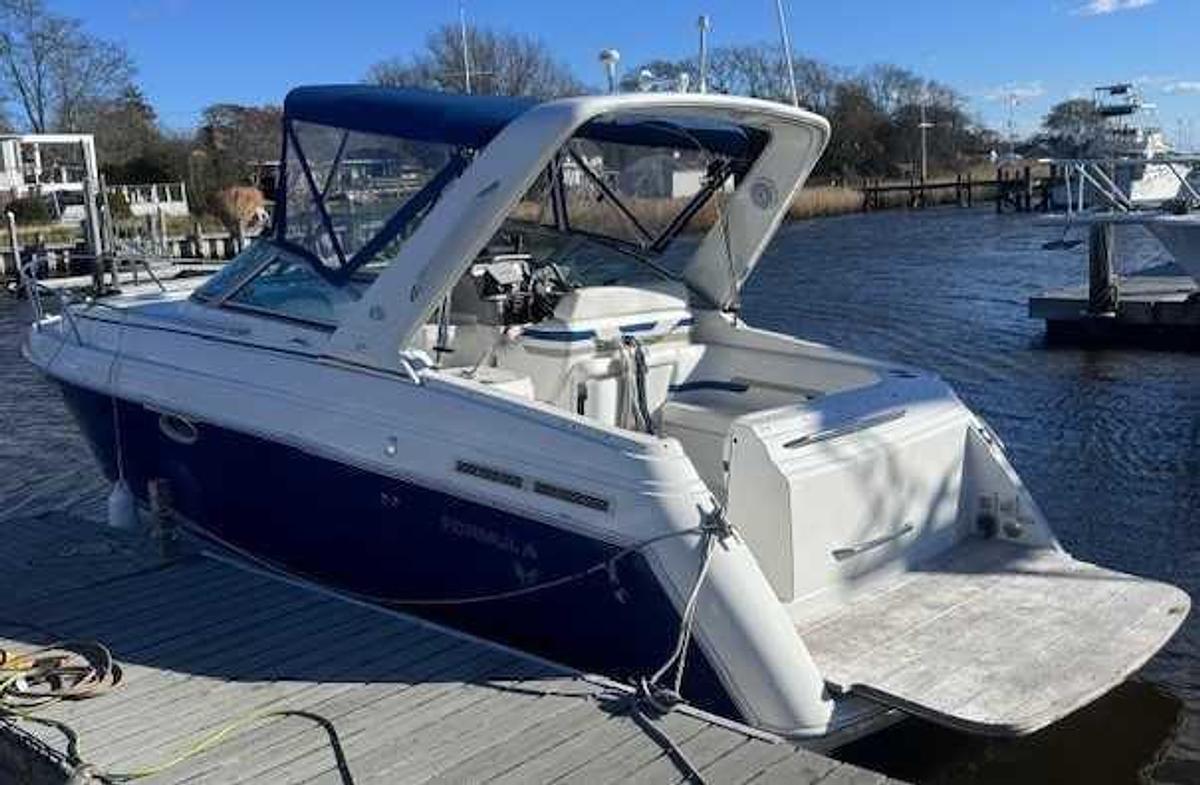 Used 2003 Formula 27 PC