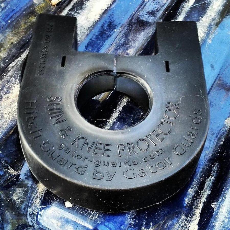 Gator Guard Hitch Gaurd Black