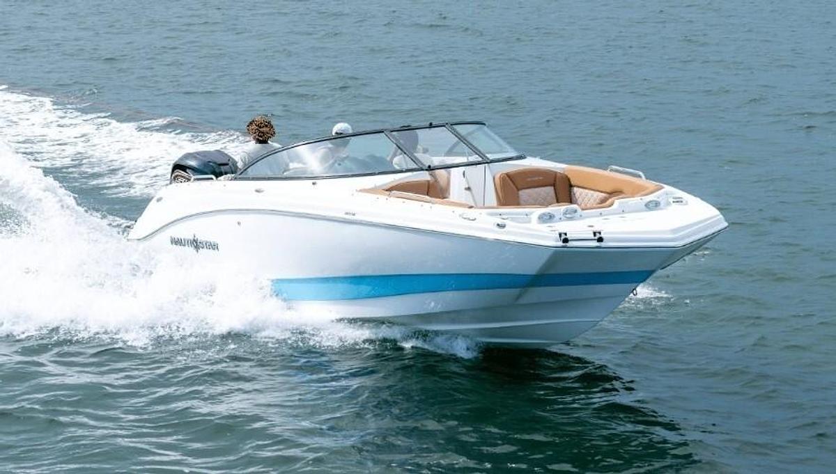 2025 NauticStar 243 DC