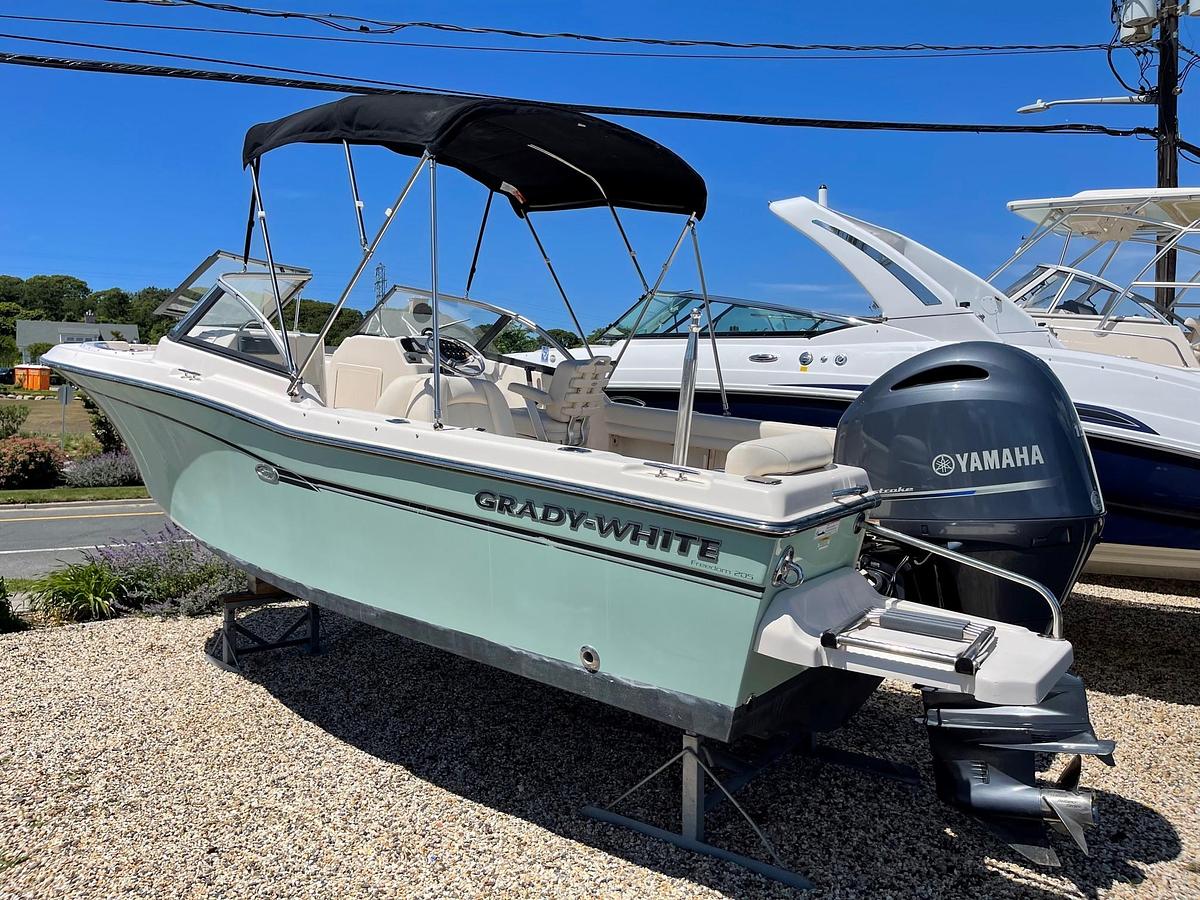 Used 2016 Grady-White 205 Freedom with Yamaha F150XB
