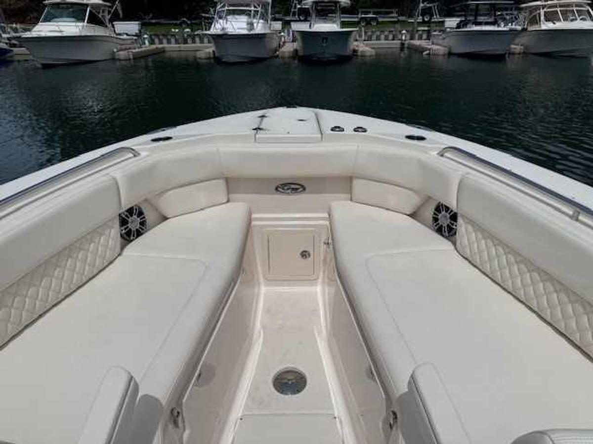 Used 2023 Grady-White Freedom 307