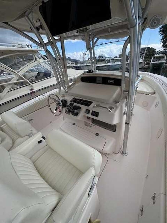 Used 2011 Grady-White 306 Canyon