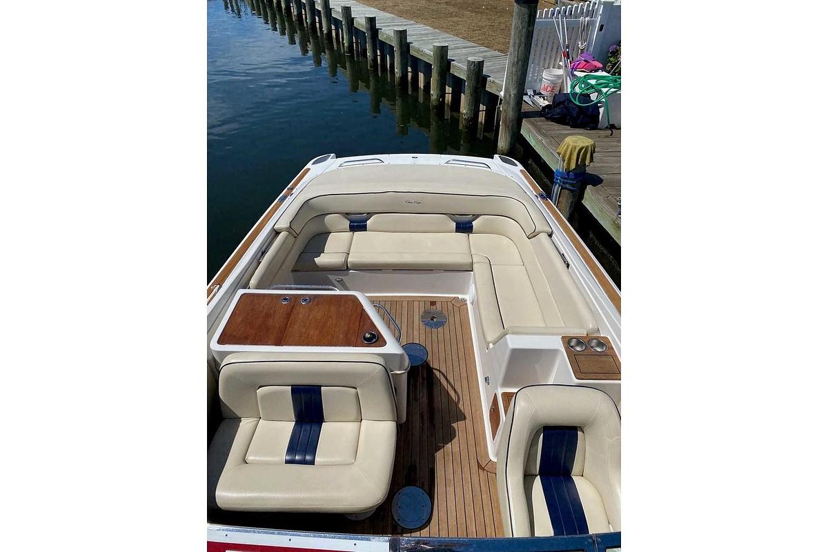 Used 2004 Chris Craft 28 Corsair