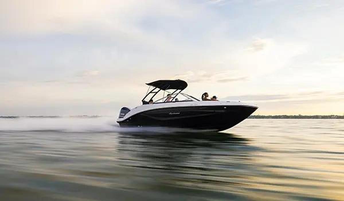 SunDeck 235 Outboard