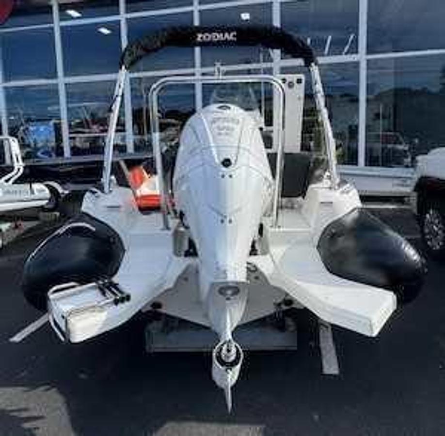 2023 Zodiac Medline - 6.8 - neo