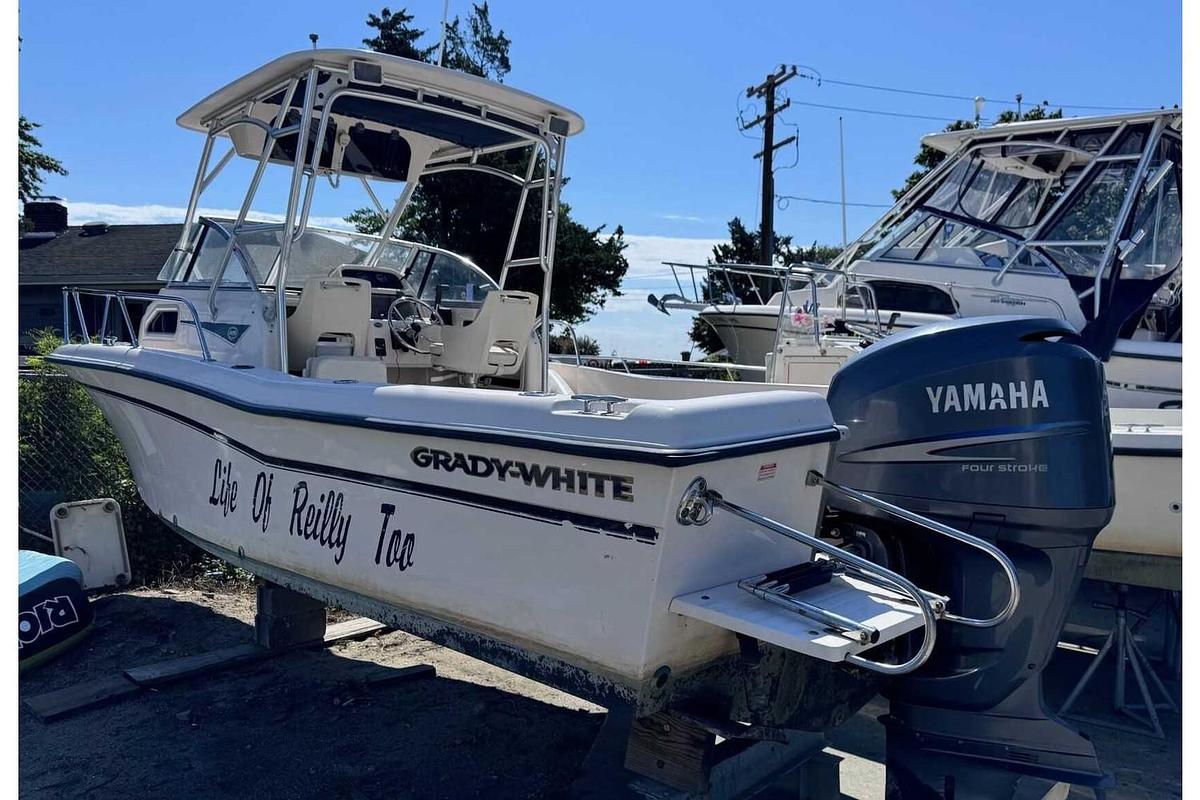 Used 2003 Grady-White 226 SEAFARER