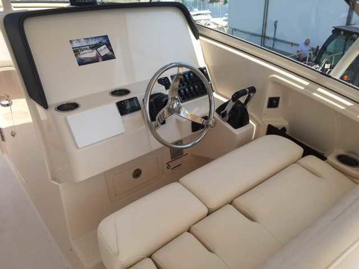 Used 2019 Grady-White Freedom 325