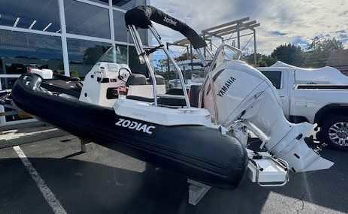 2023 Zodiac Medline - 6.8 - neo