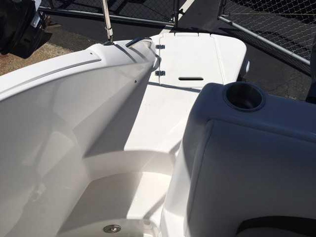 Used 2015 Hurricane SD 2000 OB