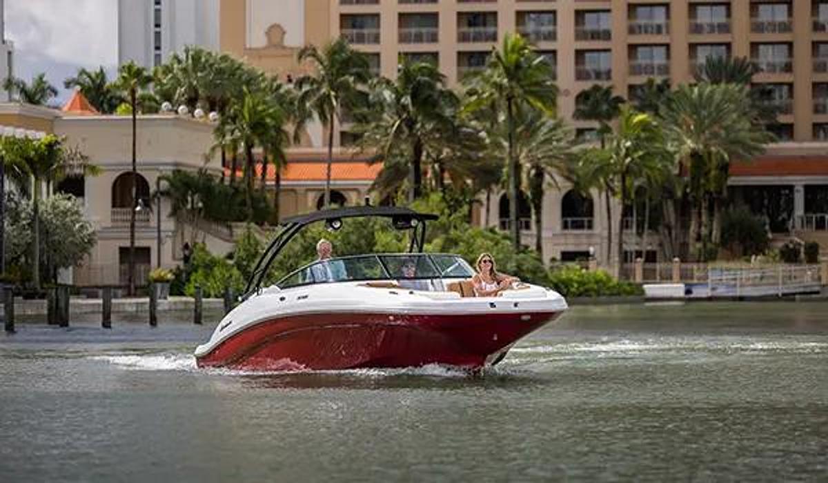 SunDeck 2690 Outboard
