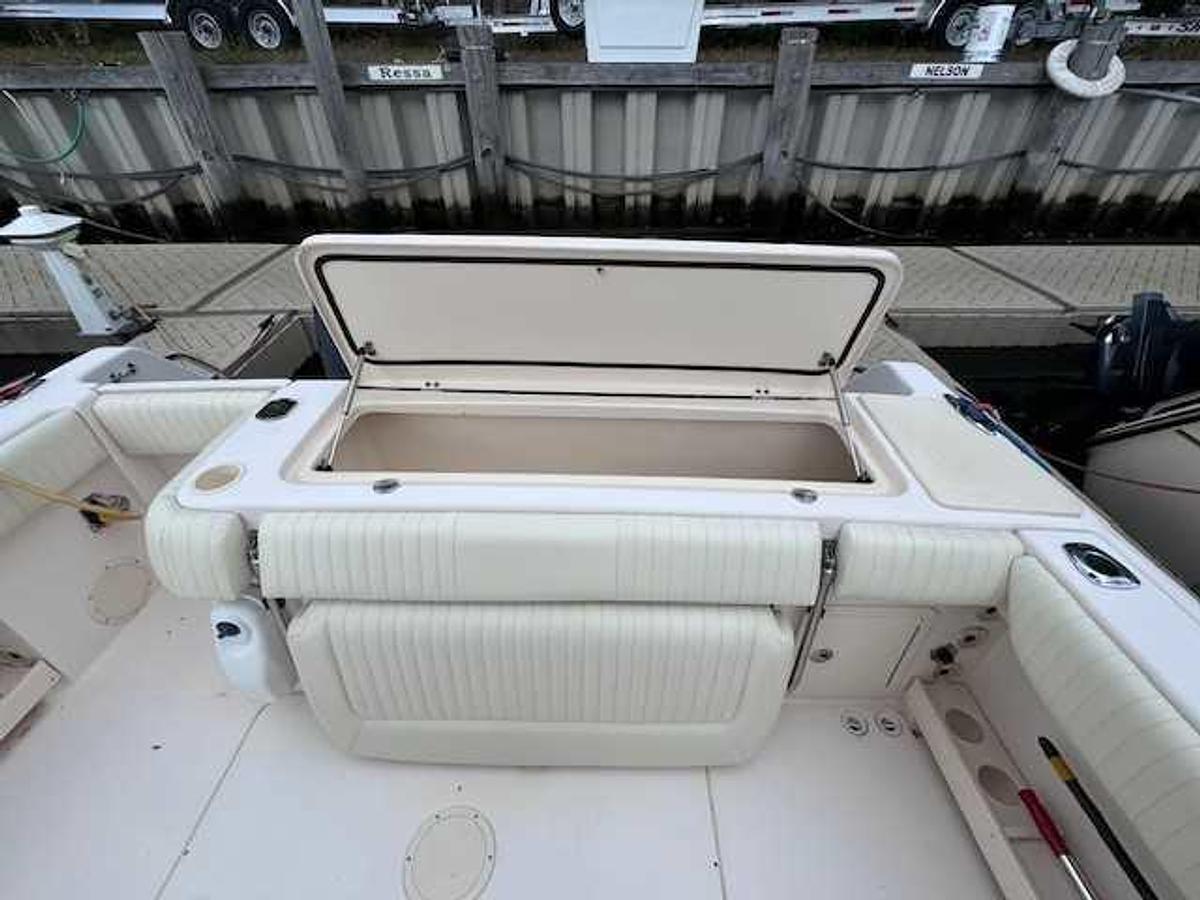 Used 2011 Grady-White 306 Canyon