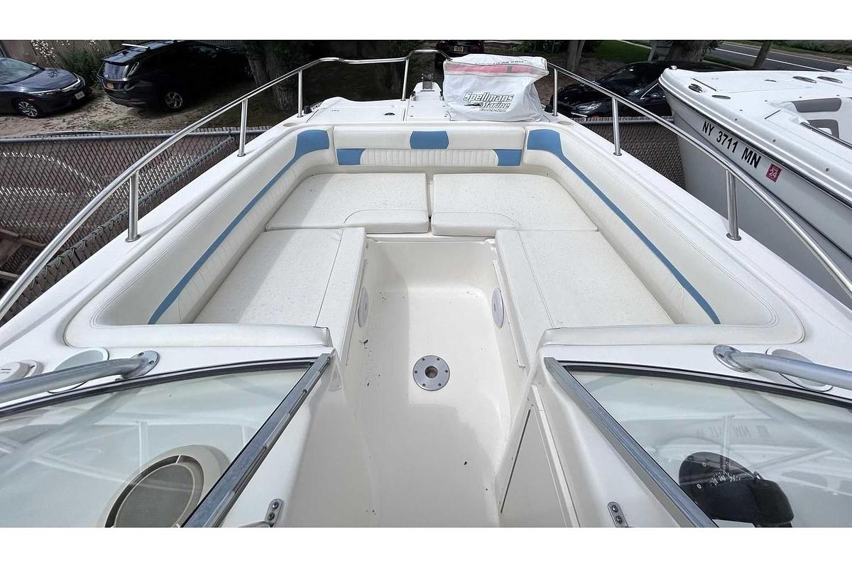 Used 2007 World Cat 250DC