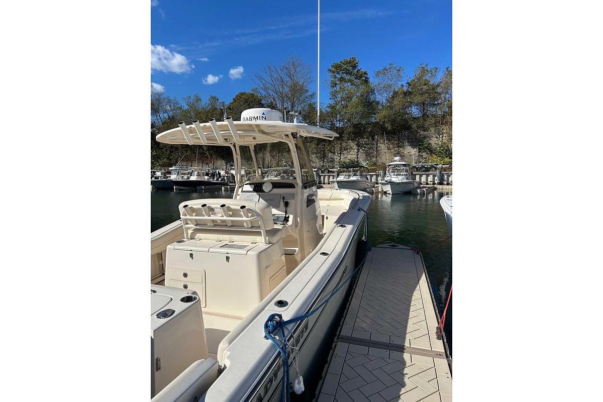 Used 2017 Grady-White Canyon 271