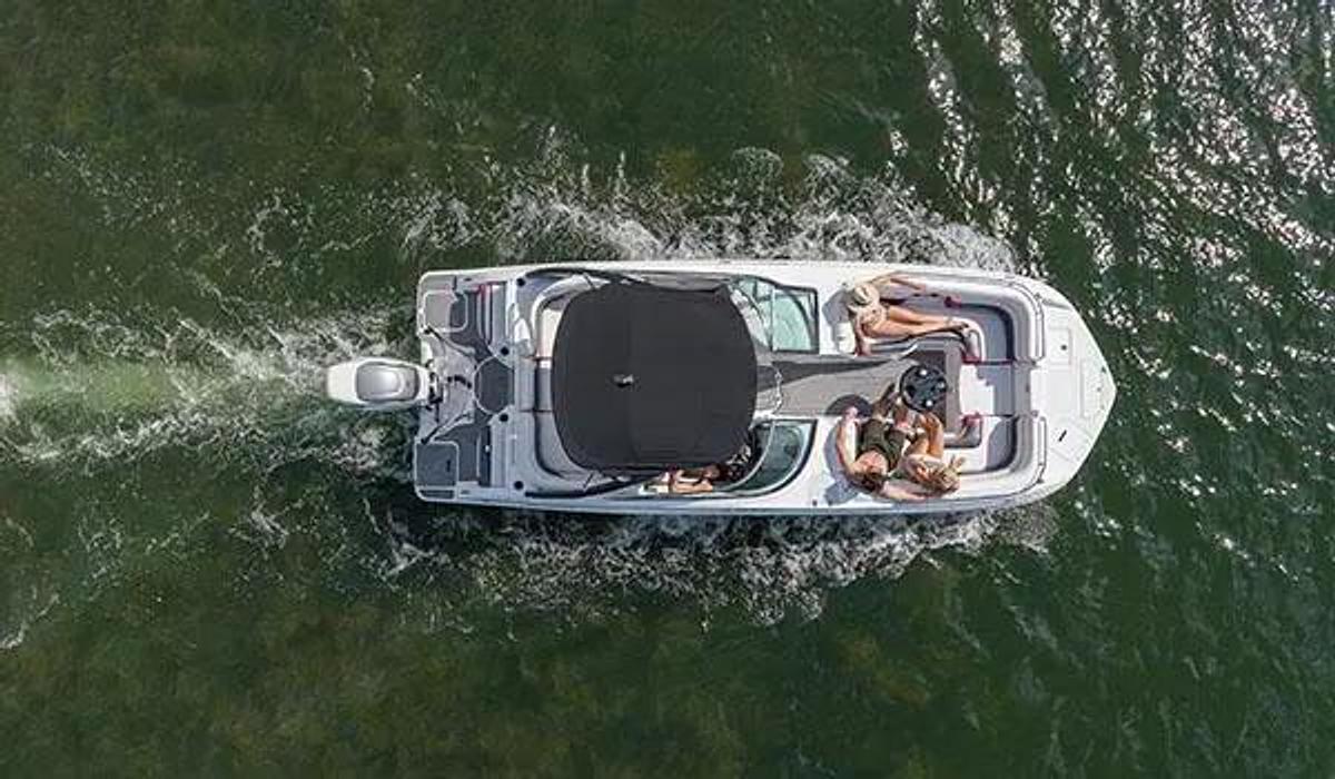 SunDeck 2486 Outboard