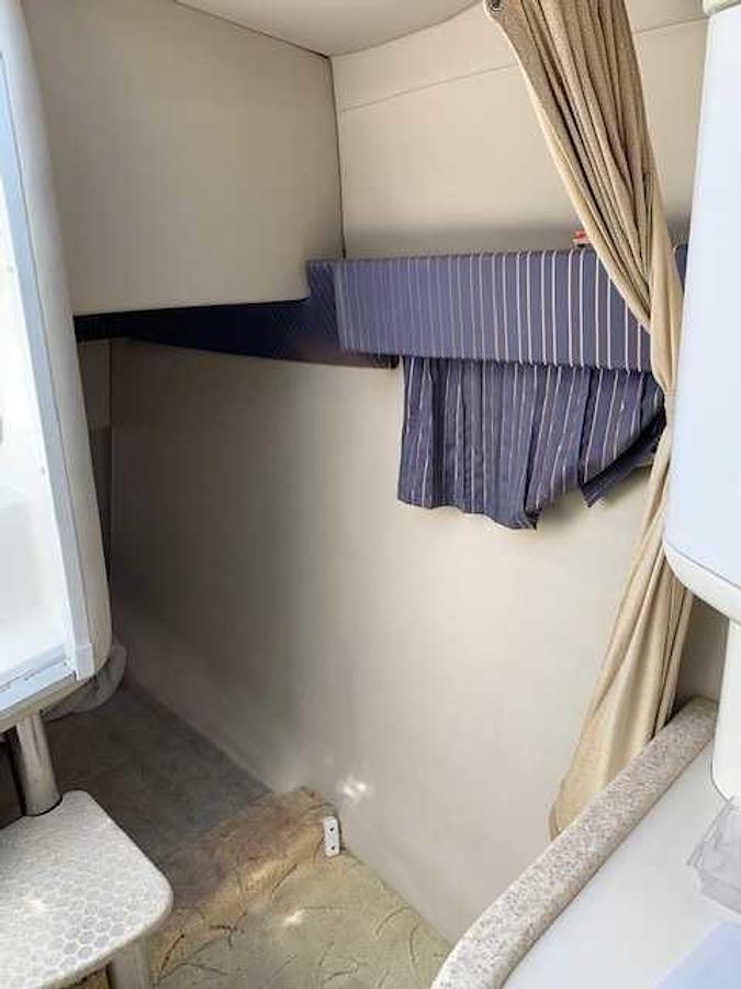 Used 2003 Formula 27 PC