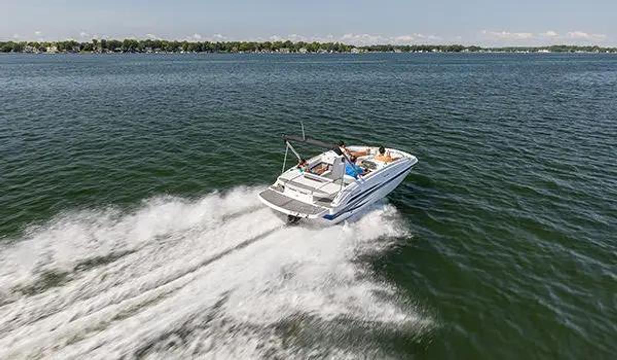 SunDeck Sport 188 IO Sterndrive