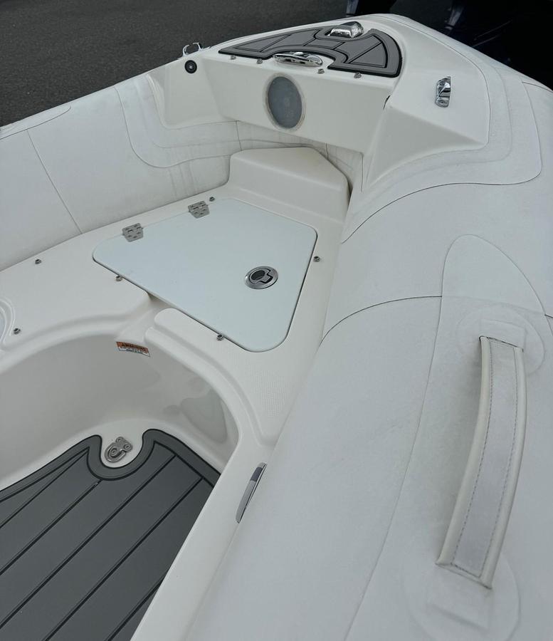 Used 2023 Zodiac YL440DL Yachtline Deluxe with Yamaha F60