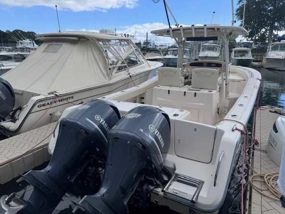 Used 2011 Grady-White 306 Canyon