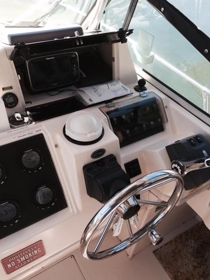 Used Grady White 232 GUlfstream with 2009 Evinrude E-Tec 150's