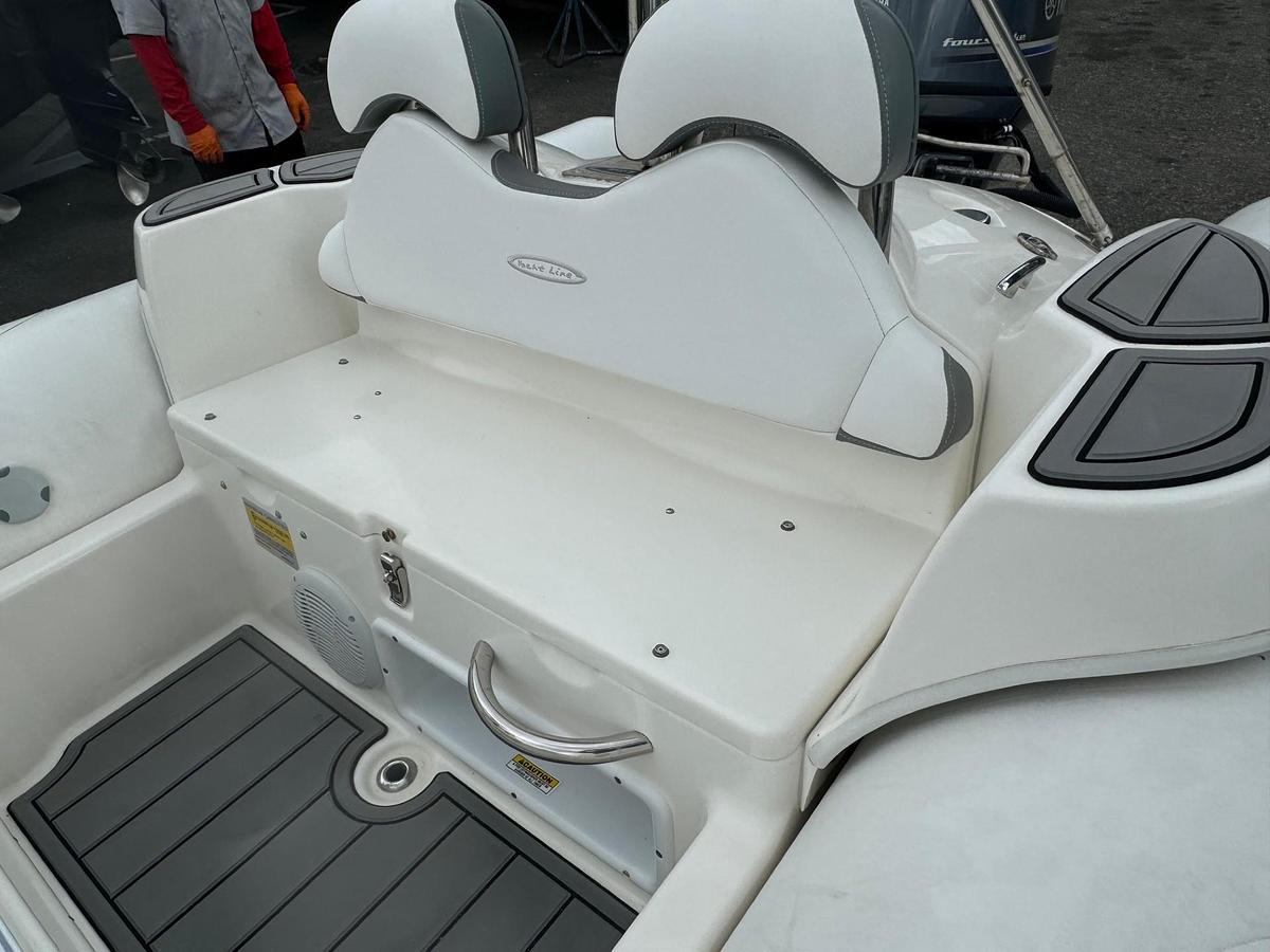 Used 2023 Zodiac YL440DL Yachtline Deluxe with Yamaha F60
