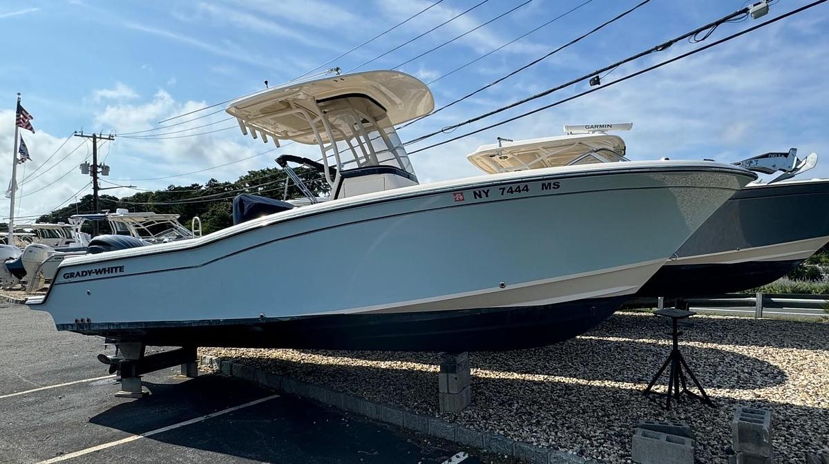 Used 2022 Grady White 236 Fisherman