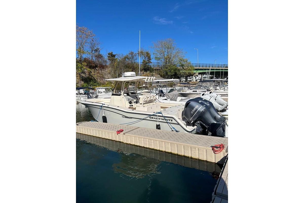 Used 2017 Grady-White Canyon 271