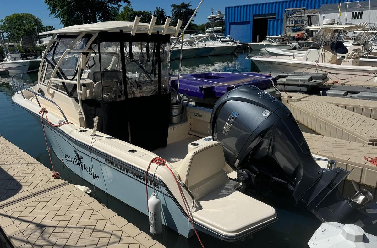 Used 2023 Grady White 218 Adventure with Yamaha F250 IDES