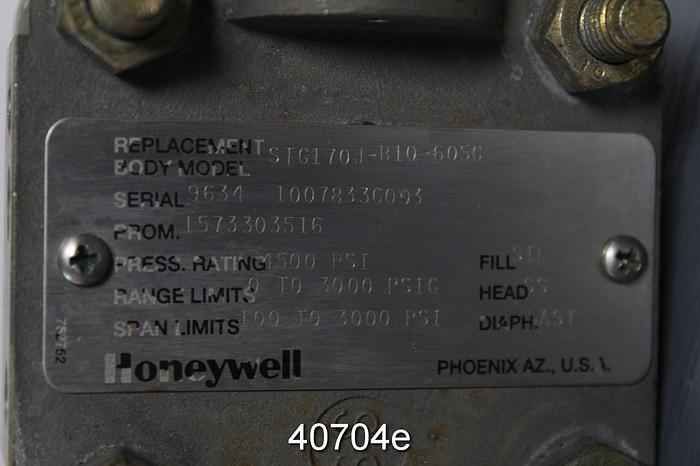 Used Honeywell Series 900 Pressure Transmitter, Model STG170-F1G-0000-MB.SM.F1D3-645G #40704