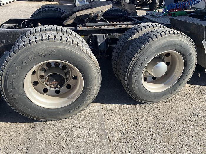 Used 2013 Kenworth T700