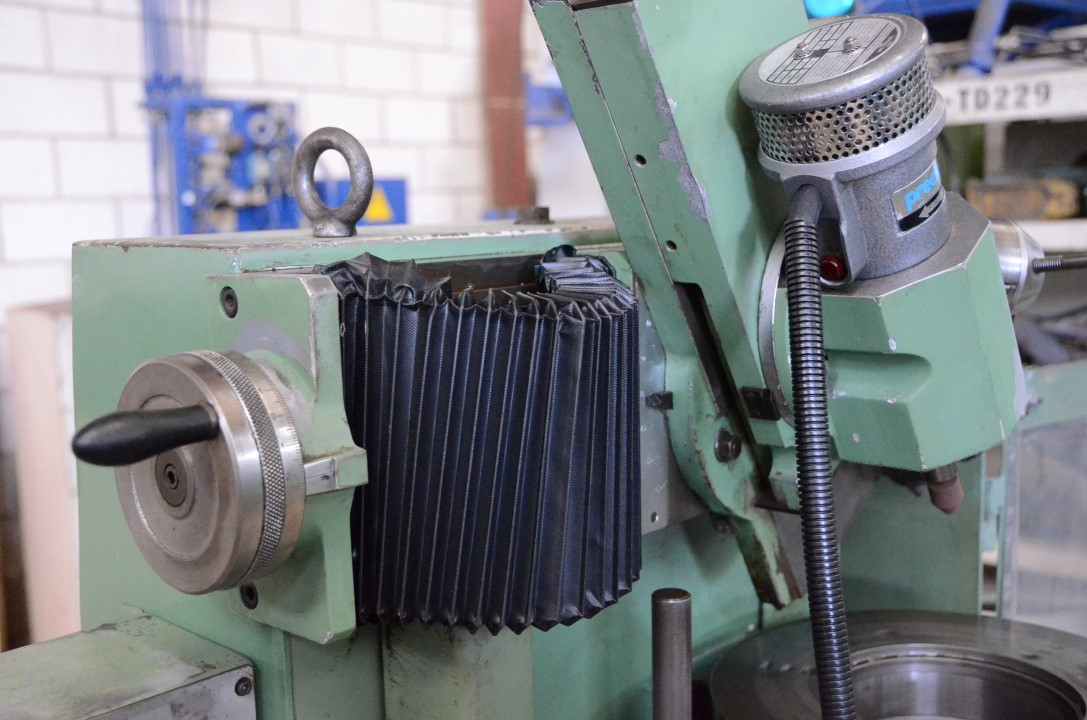 Usado Rectificadora de Centros REM #4497