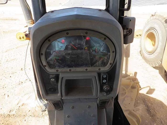 Used 2008 CATERPILLAR 14M