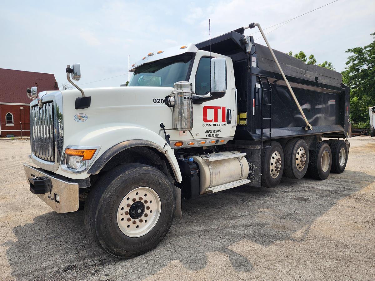 2024 International HX520 Dump Truck