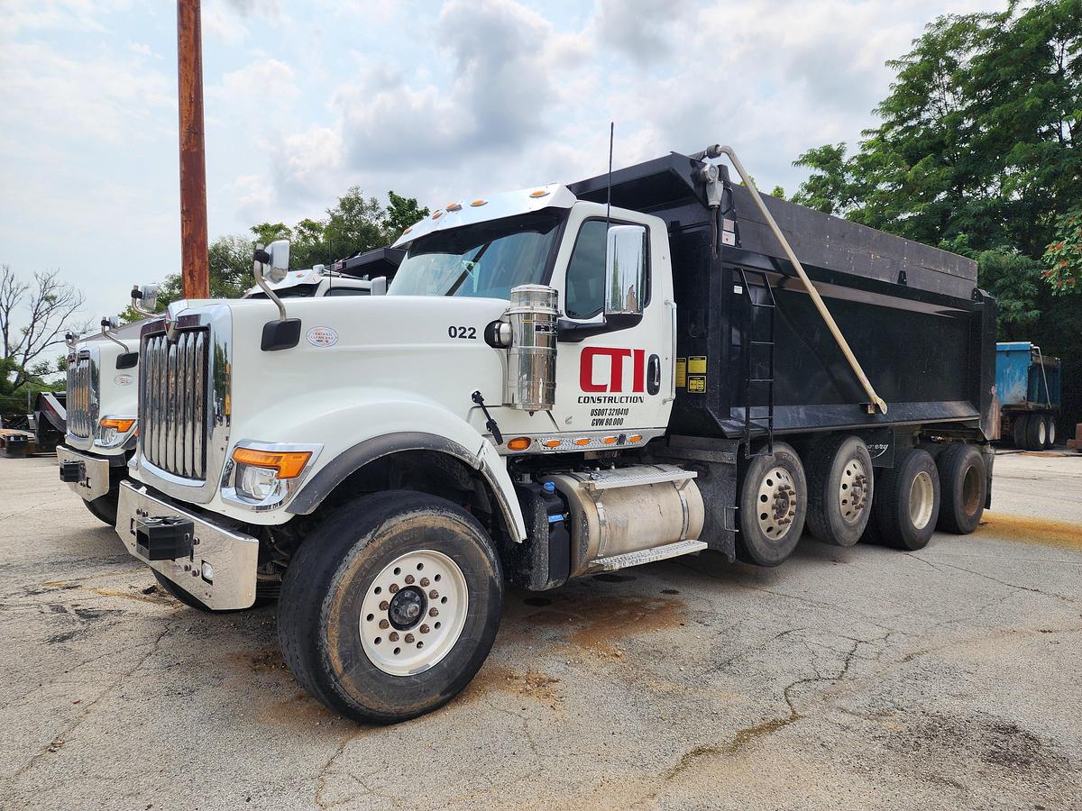 2024 International HX520 Dump Truck