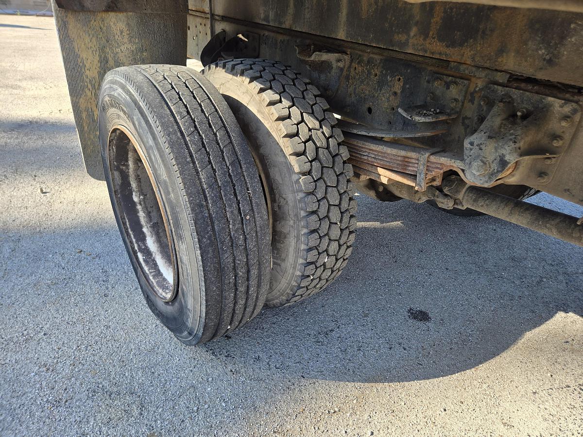 Used 1997 GMC C7500