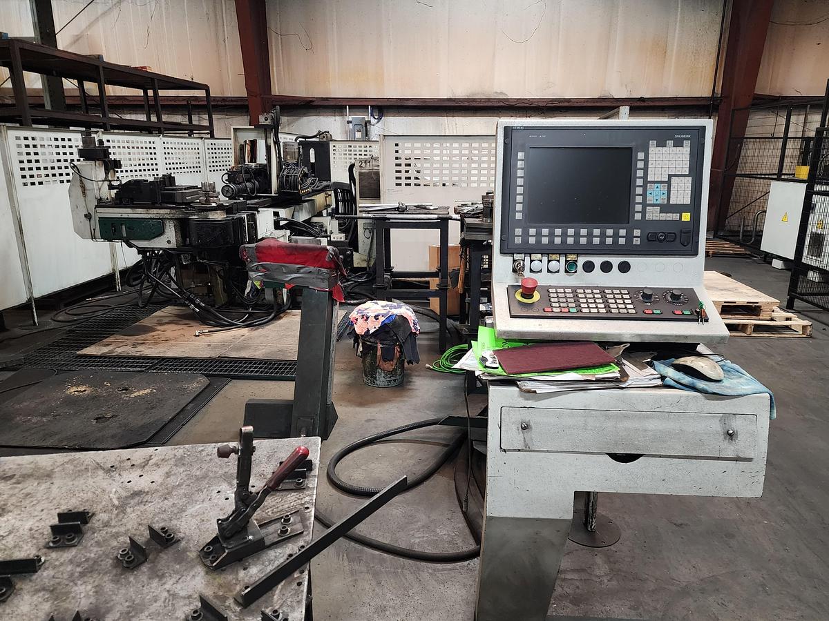 Used 2004 BLM Dynam3 CNC Tube Bender