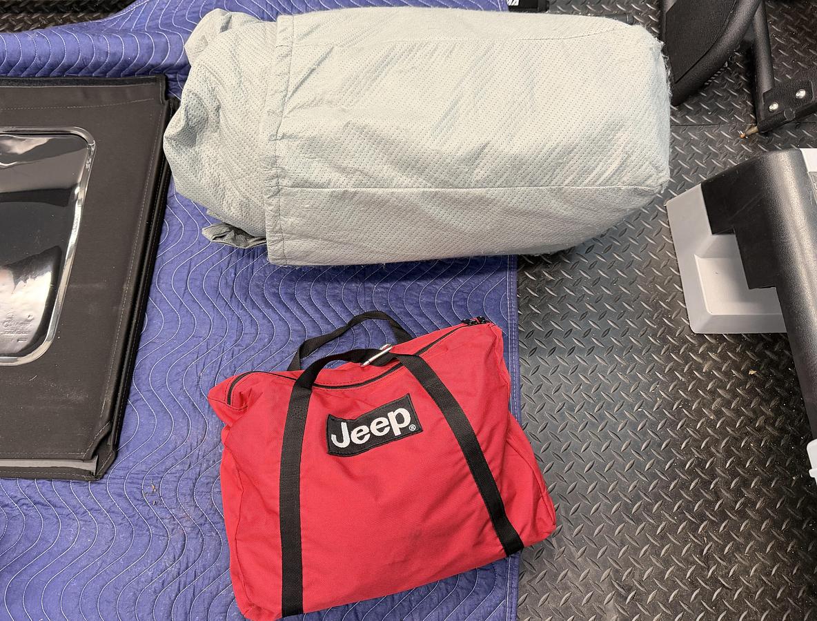 Used 2017 Jeep Wrangler Unlimited Sport 4X4 (4D JK) - Willys Wheeler Edition 24W