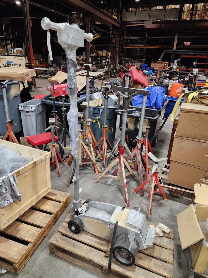 Used 2025 Professional Heavy Equipment Rigging System