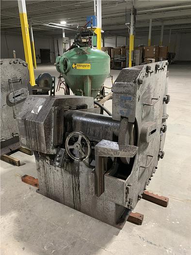 Used CINCINNATI 923-520-8 SPL GRINDER (On Hold)