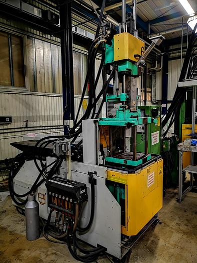 Used 2001 ARBURG 270 S 150-60 U - ALLROUNDER