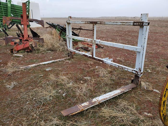 Used Case 580SE Backhoe w/ Attachments