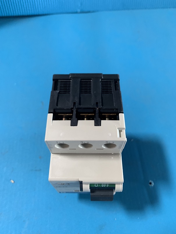 Used Telemecanique Motor Circuit Breaker GV2-RT08