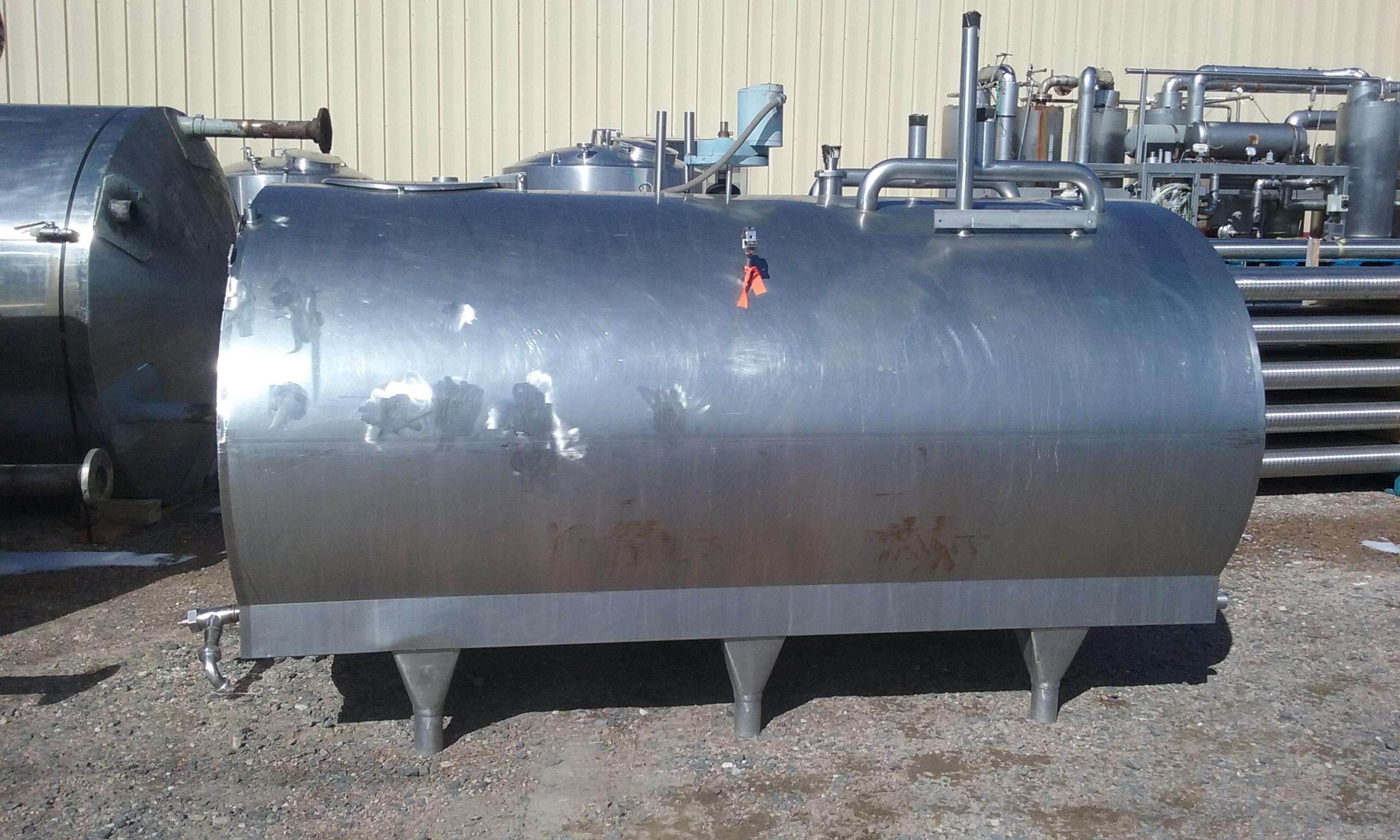 Usado 1000 GALLON BULK TANK