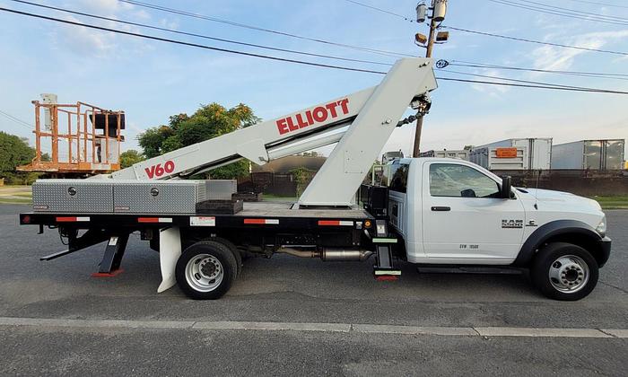 Used Elliott V60 60ft Bucket Boom on 2015 Ram 5500 Flatbed Truck - M71874 