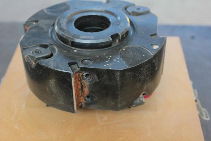 Used Gruppo utensili serramento usato