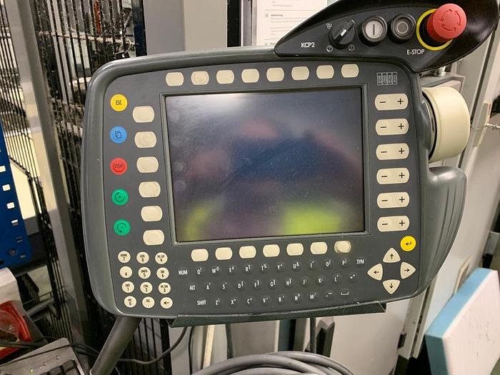 Used D56 Robotcell KUKA KR 60 L Vision system